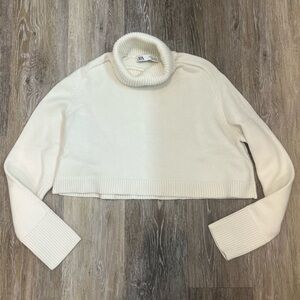 Zara Off-White Cropped Turtleneck Sweater